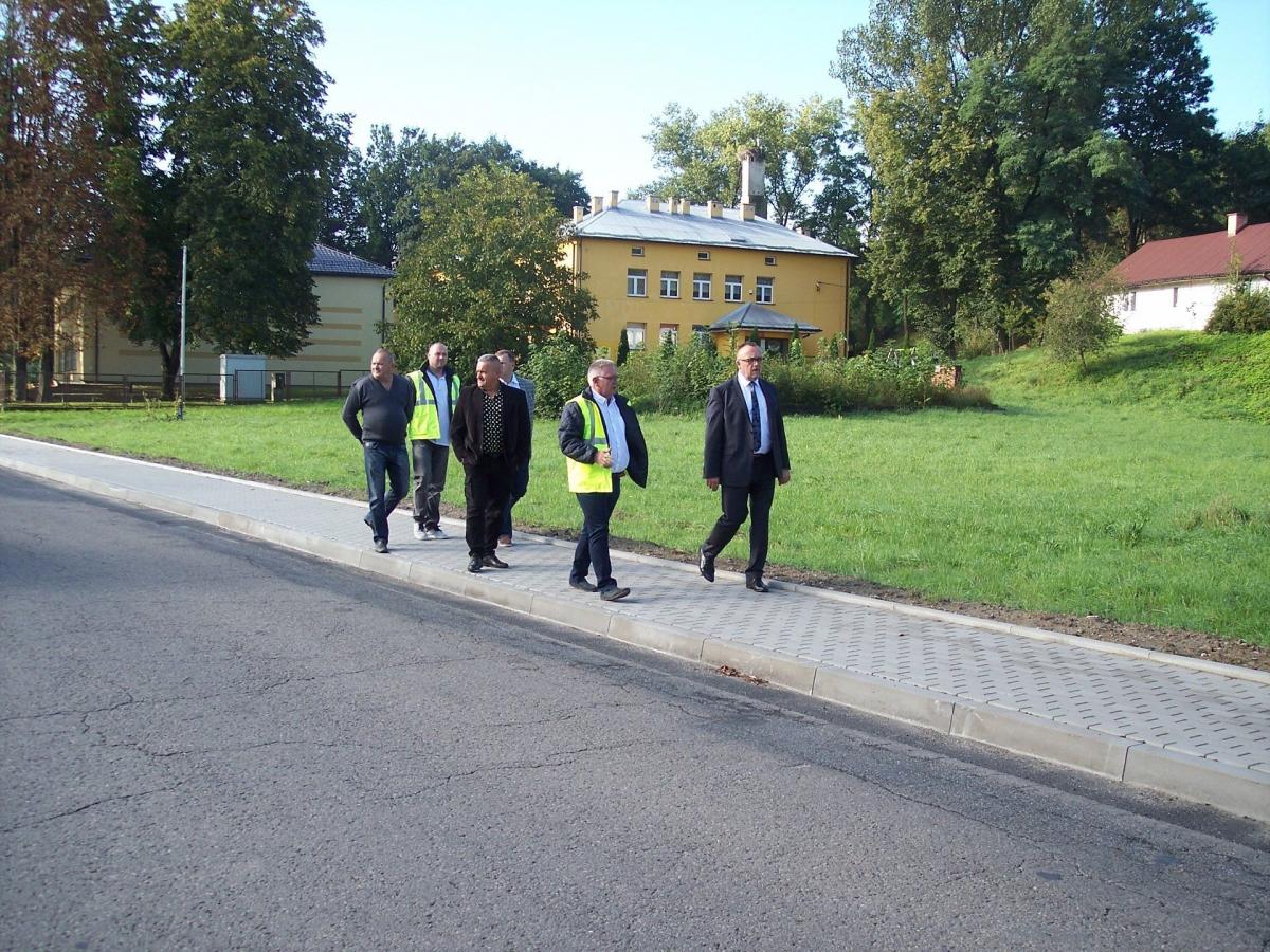 Inwestycje odebrano w: Węgierce, Ostrowie i Miękiszu Nowym.<br/>fot.Starostwo Powiatowe w Jarosławiu