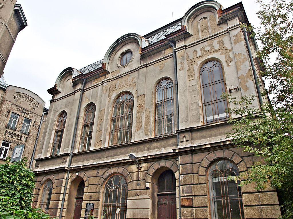 Od ponad 7 lat Nowa Synagoga, zwana synagogą Scheeinbacha przy ulicy Słowackiego, jest nieużytkowana. Marnieje. Oby nie stała się ruiną...<br/>fot.Mariusz Godos