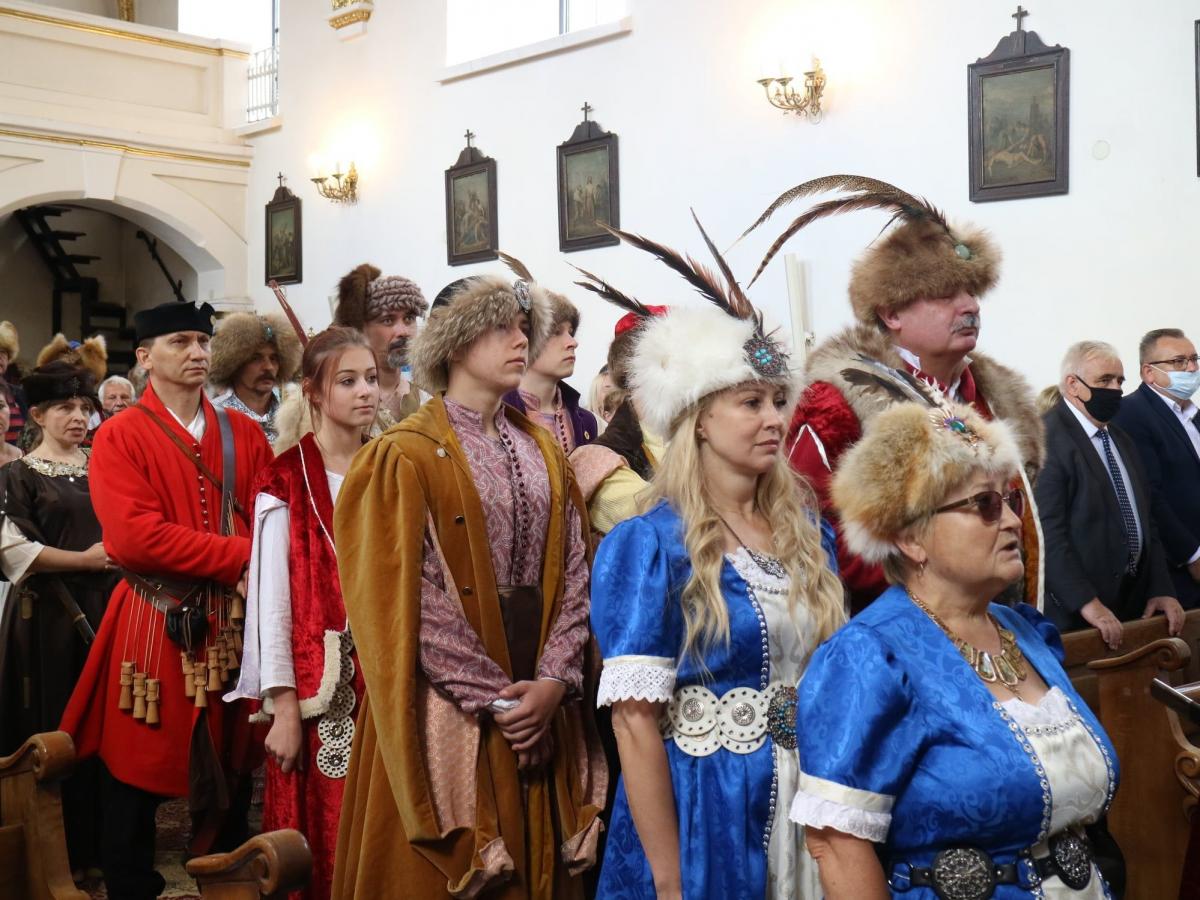 Spektakl historyczny w Rudołowicach zgromadziła przedstawicieli kilku grup rekonstrukcyjnych.<br/>fot.Henryk Grymuza
