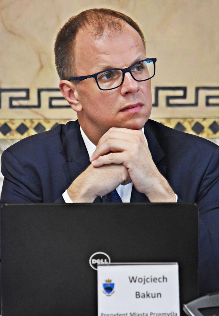 Wciąż nie wiadomo, kto groził prezydentowi Przemyśla Wojciechowi Bakunowi.<br/>fot.ze zbiorów własnych