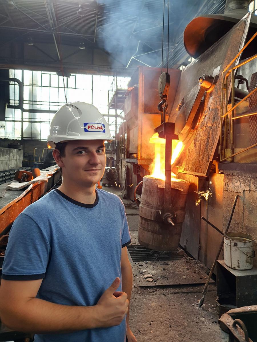 Utalentowany przemyślanin Grzegorz Ficak, student V roku metalurgii na Wydziale Inżynierii Metali i Informatyki Przemysłowej Akademii Górniczo-Hutniczej w Krakowie, to jak dotąd jedyny polski zwycięzca Międzynarodowej Olimpiady Kuźniczej.

<br/>fot.Akademia Górniczo-Hutnicza