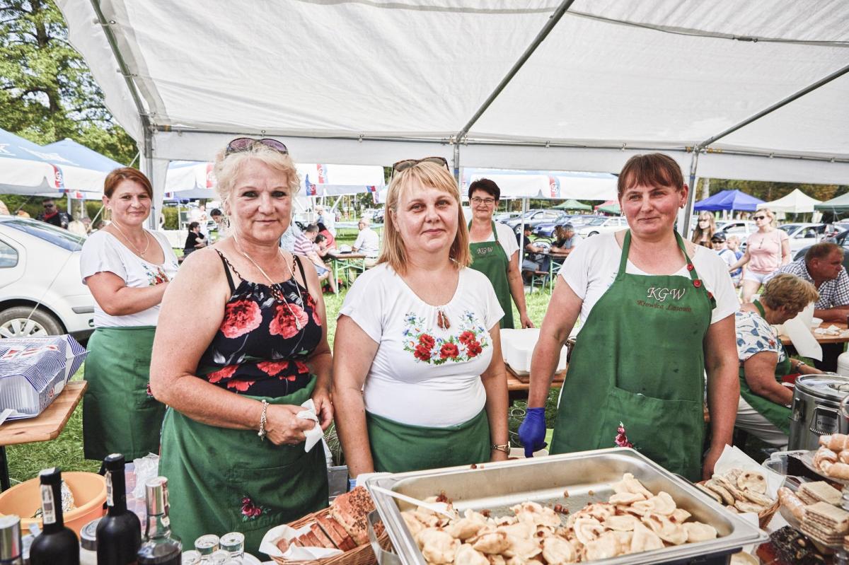 To była prawdziwa pierogowa uczta. Specjałów z różnorakim nadzieniem przygotowano aż... 18 tysięcy.<br/>fot.K. Kłysewicz