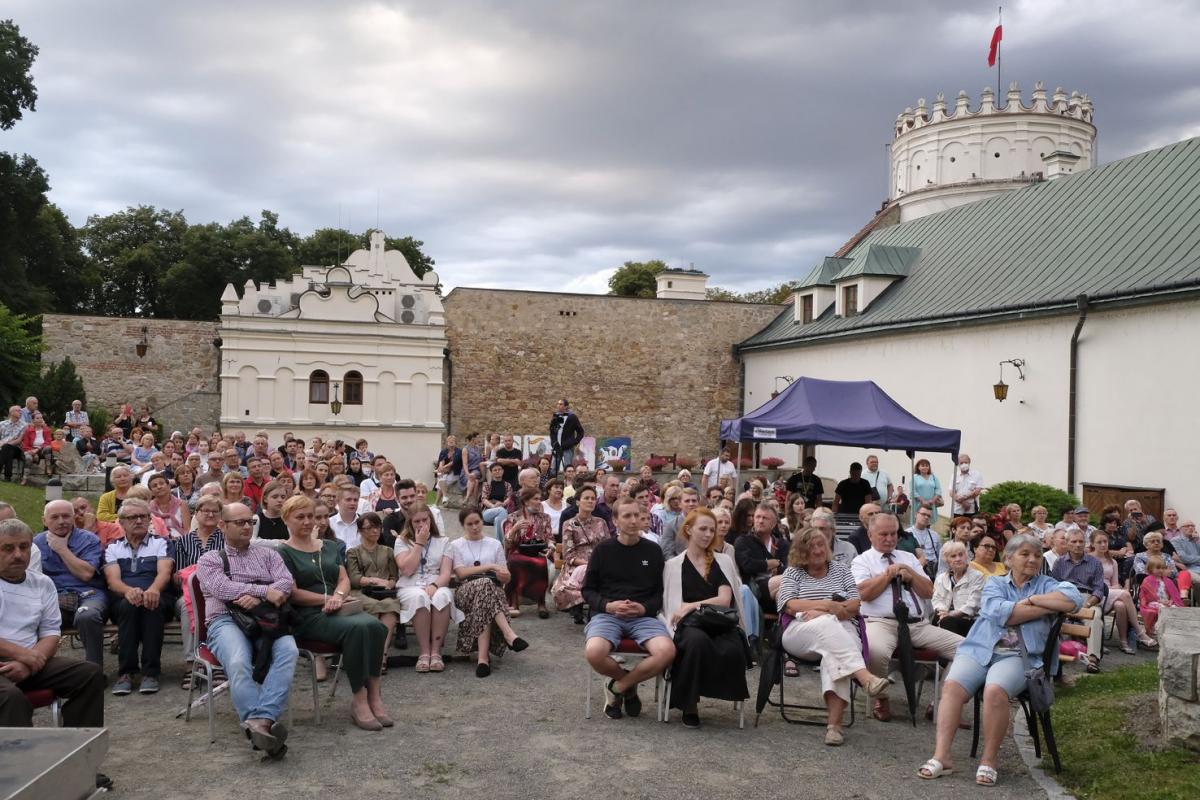 Publiczność gorąco przyjęła jazzowe kompozycje Muniaka.<br/>fot.Jacek Szwic