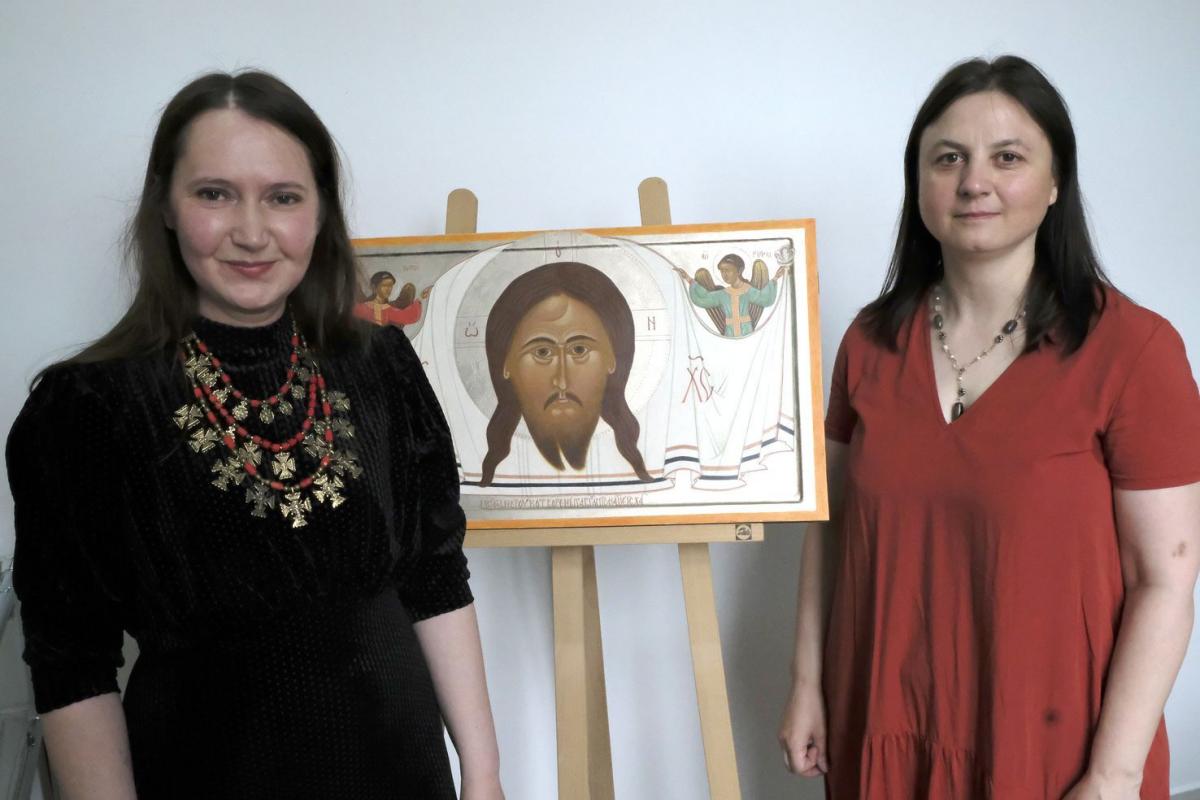 Wira Brodowicz i Nadia Karwacka – twórczynie Przemyskiej Szkoły Ikonopisania.<br/>fot.Jacek Szwic
