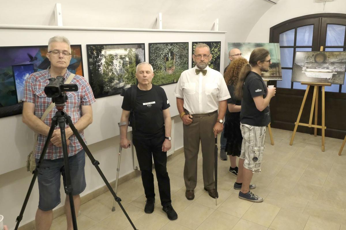 Wernisaż wystawy w Małej Galerii Fotografii.<br/>fot.Jacek Szwic