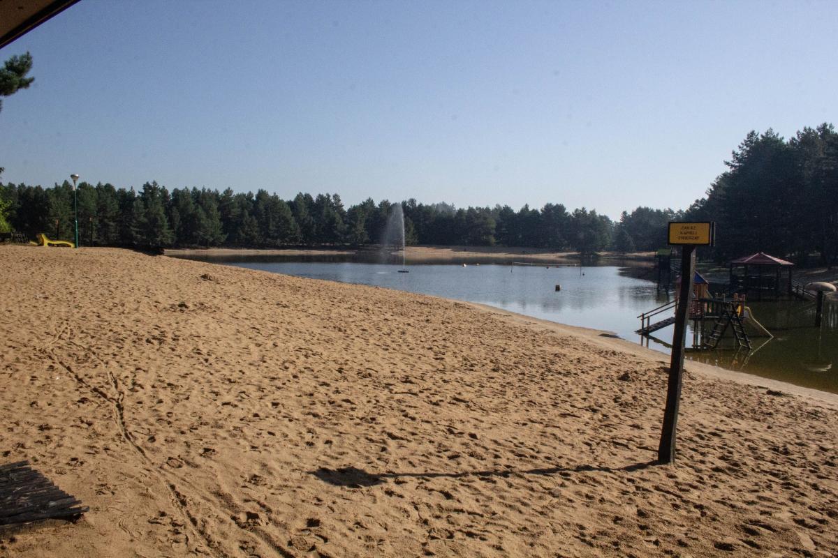 Zła wiadomość dla amatorów wodnych rozrywek – w tym roku zalew w Radawie znów nie będzie napełniony.<br/>fot.Bartłomiej Pacek