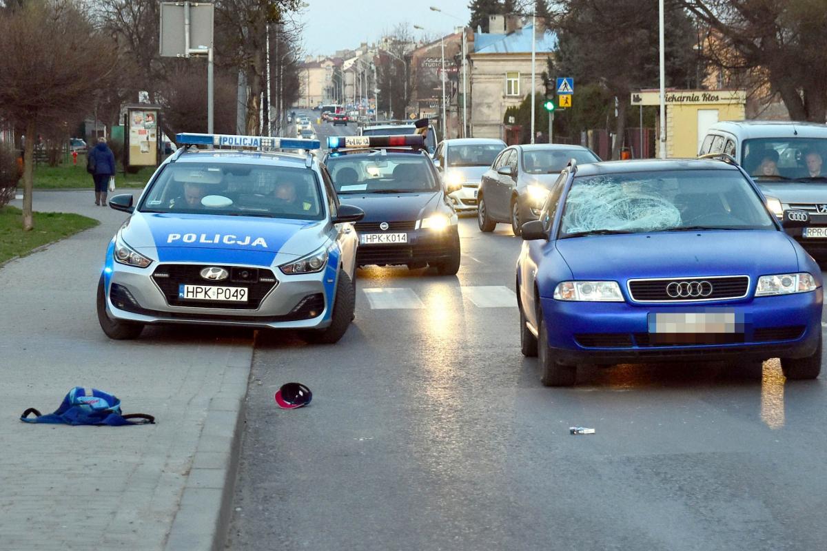 Żaden przepis nie zastąpi zdrowego rozsądku. Kierowcy muszą pamiętać o prędkości, a piesi, że w starciu z pojazdem nie mają szans, nawet mimo pierwszeństwa. <br/>fot.Paweł Bugira