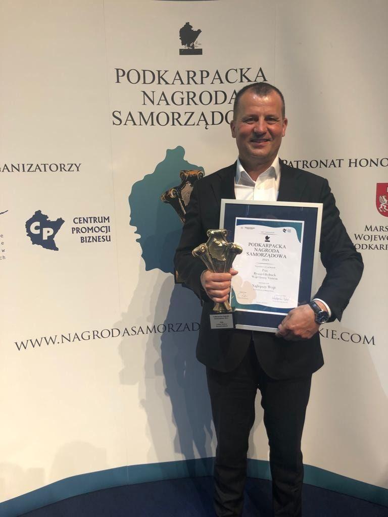 Ryszard Jędruch najlepszym wójtem Podkarpacia.<br/>fot.UG Tryńcza
