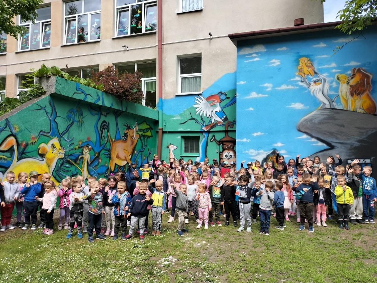 Finalny efekt akcji sprawił maluchom wielką frajdę.<br/>fot.ze zbiorów własnych