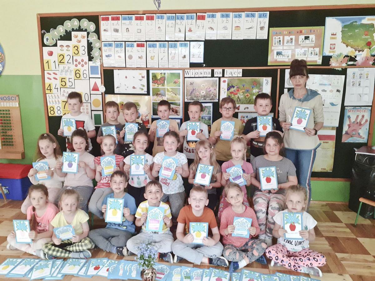 Livia Czapska i grupa przedszkolna „Biedroneczki”.  

 <br/>fot.ze zbiorów własnych