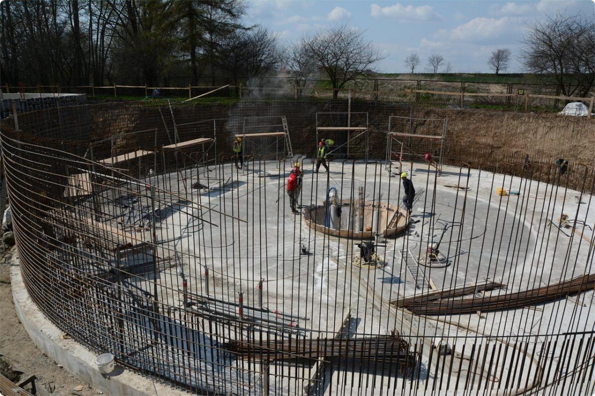 Wykonawcą inwestycji w formule „zaprojektuj i wybuduj” jest Inżynieria Rzeszów. To największa inwestycja w infrastrukturę komunalną miasta nad Mleczką od ponad 30 lat.<br/>fot.UM Przeworsk