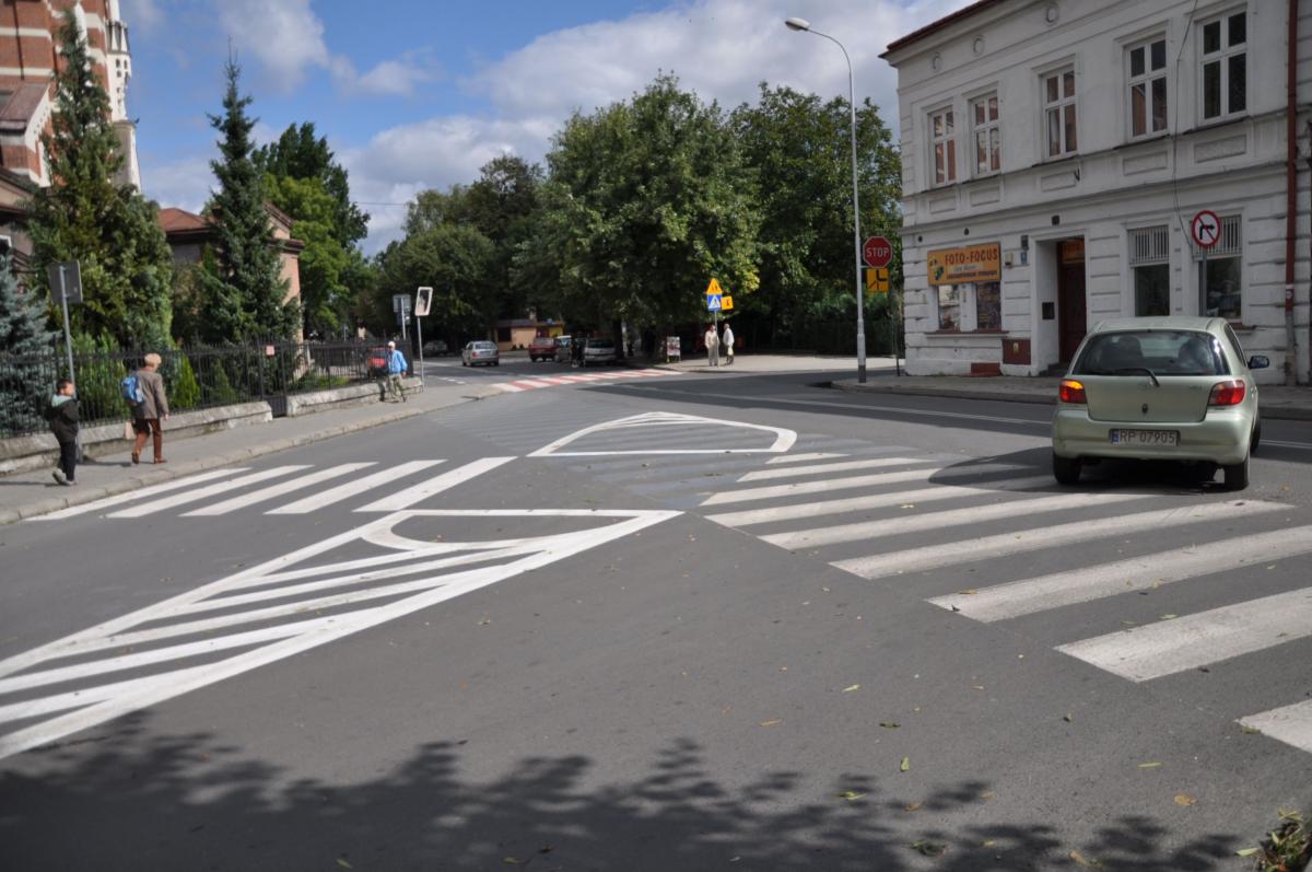 Jeśli wniosek władz Przemyśla przejdzie pozytywną ocenę, w mieście powstanie lub zostanie zmodernizowanych pięć przejść dla pieszych. To na ulicy Glazera zostanie przebudowane z pieniędzy pochodzących z budżetu obywatelskiego.<br/>fot.ze zbiorów własnych