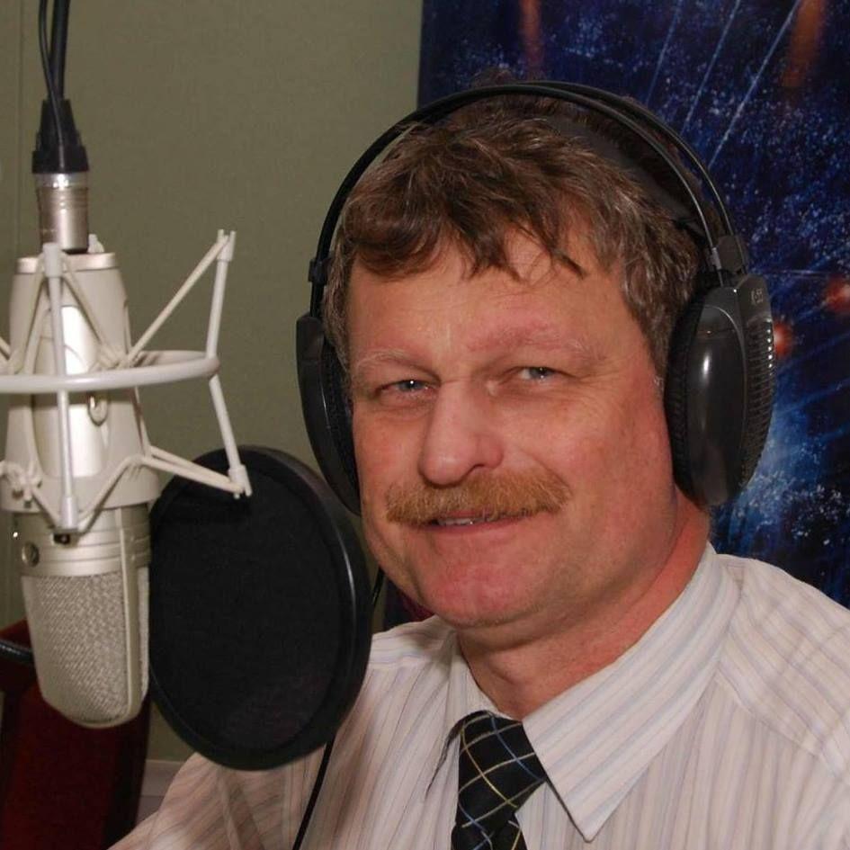 – Szkoda, że musiałem się ze słuchaczami pożegnać przez portal społecznościowy. Dziękuję za zainteresowanie audycją i wiele przychylnych opinii – powiedział Jerzy Krużel.<br/>fot.ze zbiorów Jerzego Krużela
