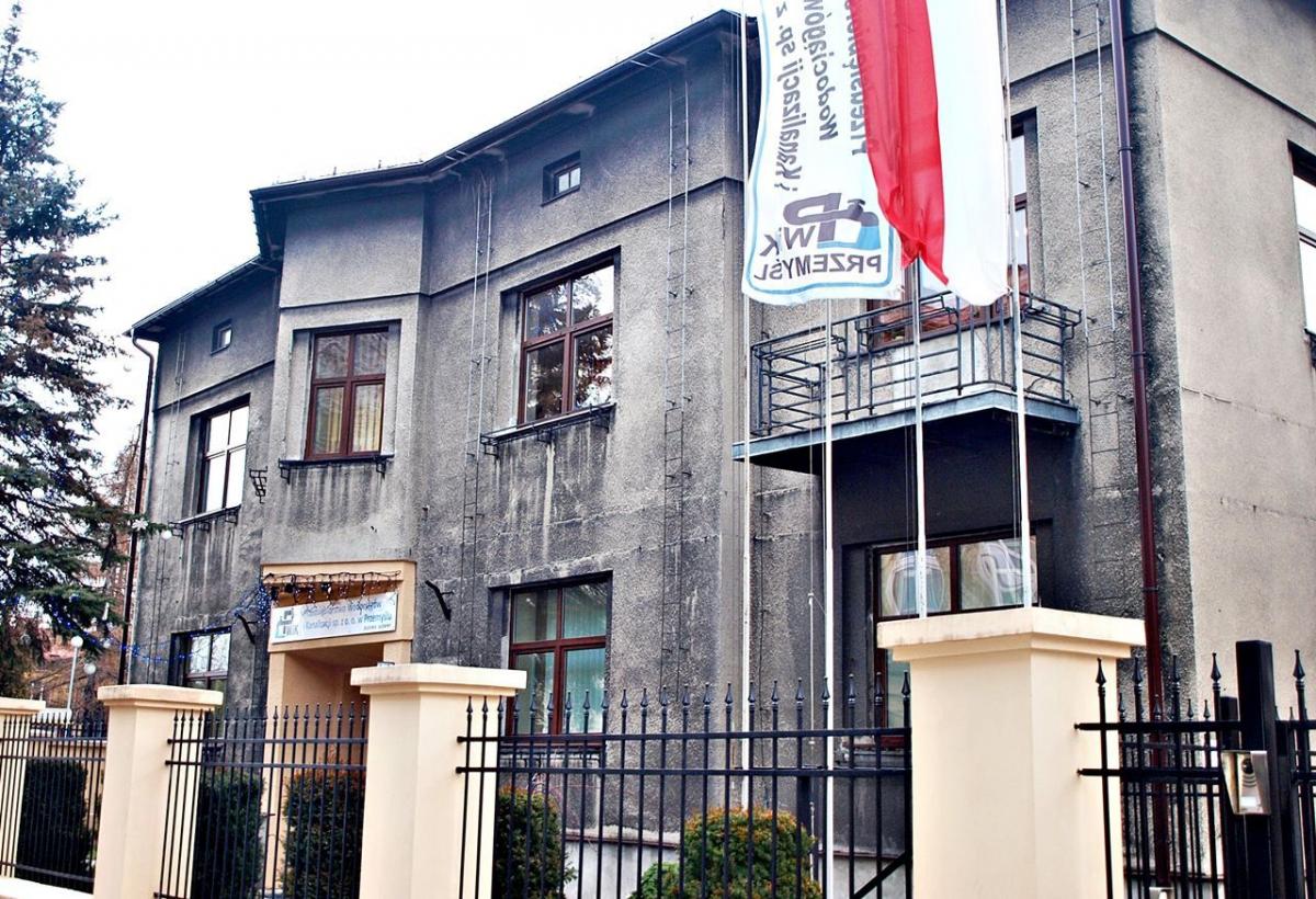 Co się wydarzyło po godzinach pracy na korytarzu budynku miejskiej spółki PWiK? Czy jej prezes wspólnie z jednym z członków rady nadzorczej przeszukali gabinet głównej księgowej? Nagrania z monitoringu zabezpieczyła już policja. <br/>fot.Mariusz Godos