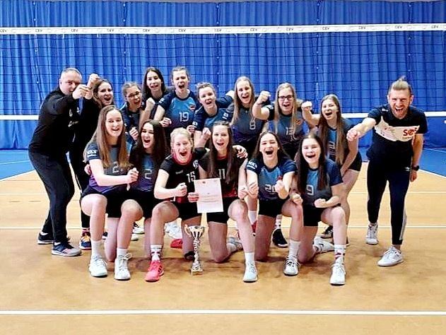 Juniorki San-Pajdy V LO Rzeszów awansowały do półfinału mistrzostw Polski.<br/>fot.ze zbiorów własnych