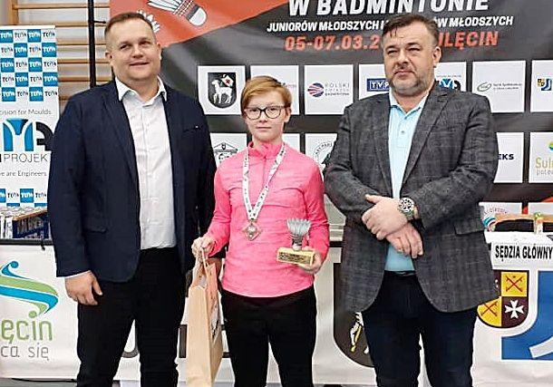 Natalia Horst w towarzystwie m.in. prezesa Polskiego Związku Badmintona Marka Krajewskiego (z prawej).<br/>fot.ze zbiorów własnych