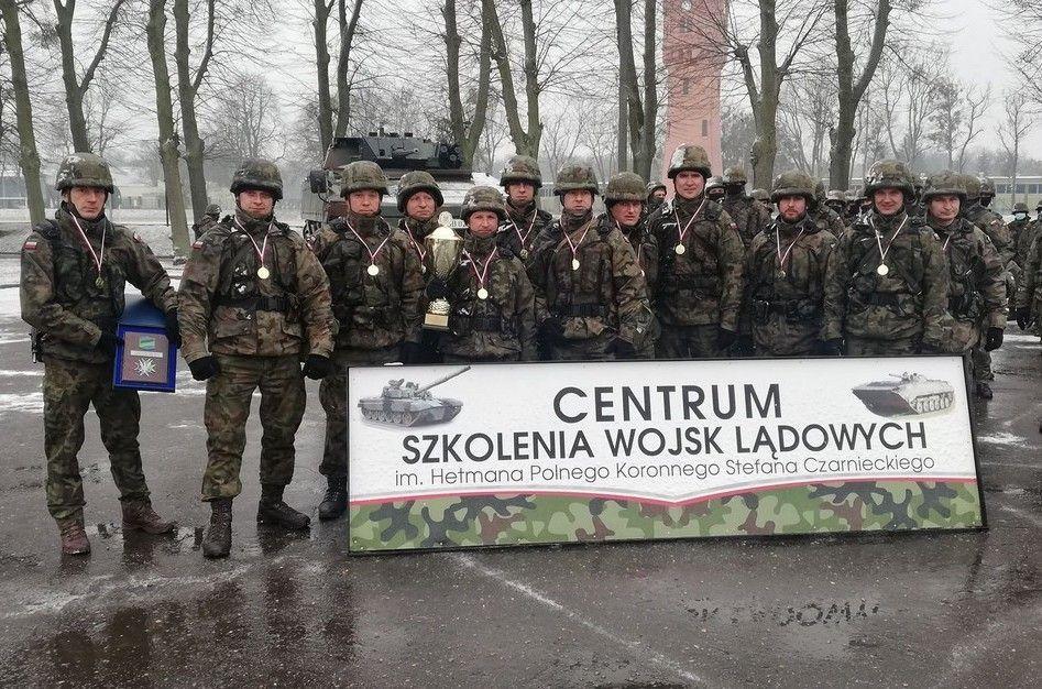 Najlepszy pluton w polskich wojskach lądowych – reprezentacja 1  Batalionu Czołgów w Żurawicy.<br/>fot.ze zbiorów własnych