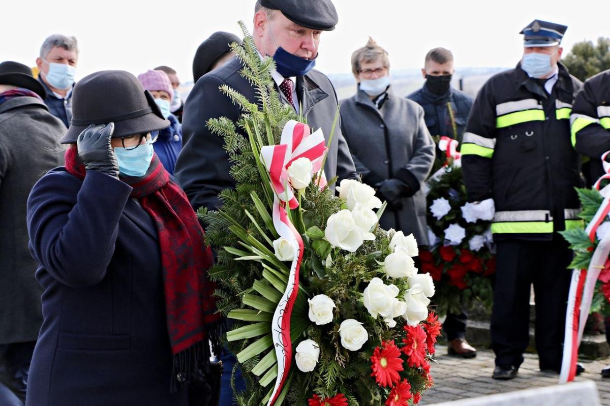 78 lat temu, podczas bestialskiej akcji pacyfikacji miejscowości Kaszyce w gminie Orły, zginęło 136 osób. 7 marca br., jak co roku, odbyły się rocznicowe obchody tej strasznej zbrodni.<br/>fot.UG Orły