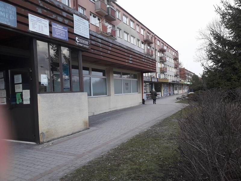 Przychodnia „Laumed” nosi się z zamiarem rezygnacji z kontynuowania u siebie szczepień przeciwko COVID-19. Ma to związek z dodatkowymi obciążeniami, które nakłada na lekarzy nowelizacja rozporządzenia ministra zdrowia i opóźnieniami w dostawach szczepionek. 

<br/>fot.Urszula Gielo