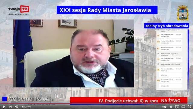 Opozycyjni radni mieli wątpliwości, czy za propozycją zwiększenia ulgi dla hotelarzy i restauratorów stali radni czy może raczej burmistrz.<br/>fot.UM Jarosław