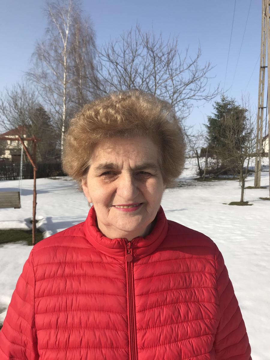 – Kiedy zaczynałam jako sołtyska, miałam trzydzieści parę lat. Byłam pierwszą kobietą w gminie na tym stanowisku, więc właściwie przecierałam szlaki. Wtedy jakoś brakowało pań pełniących tę funkcję, ale z czasem i my, kobiety, zaczęłyśmy udowadniać, że potrafimy i obecnie wiele kobiet świetnie spraw