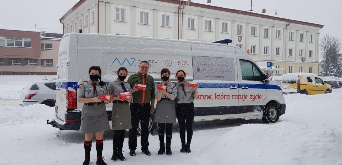 Dla potrzebujących krew oddawali nie tylko honorowi dawcy, ale i harcerze oraz mieszkańcy Lubaczowa i okolic.

<br/>fot.UM Lubaczów