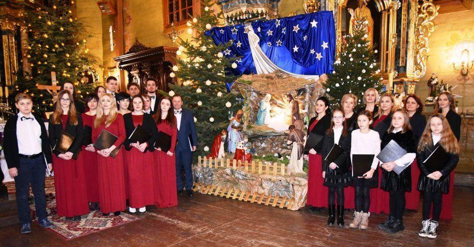 Chór z Nowosielec zbierał w ostatnich tygodniach owoce swojej wytrwałej pracy na festiwalach rangi międzynarodowej.<br/>fot.UG Przeworsk