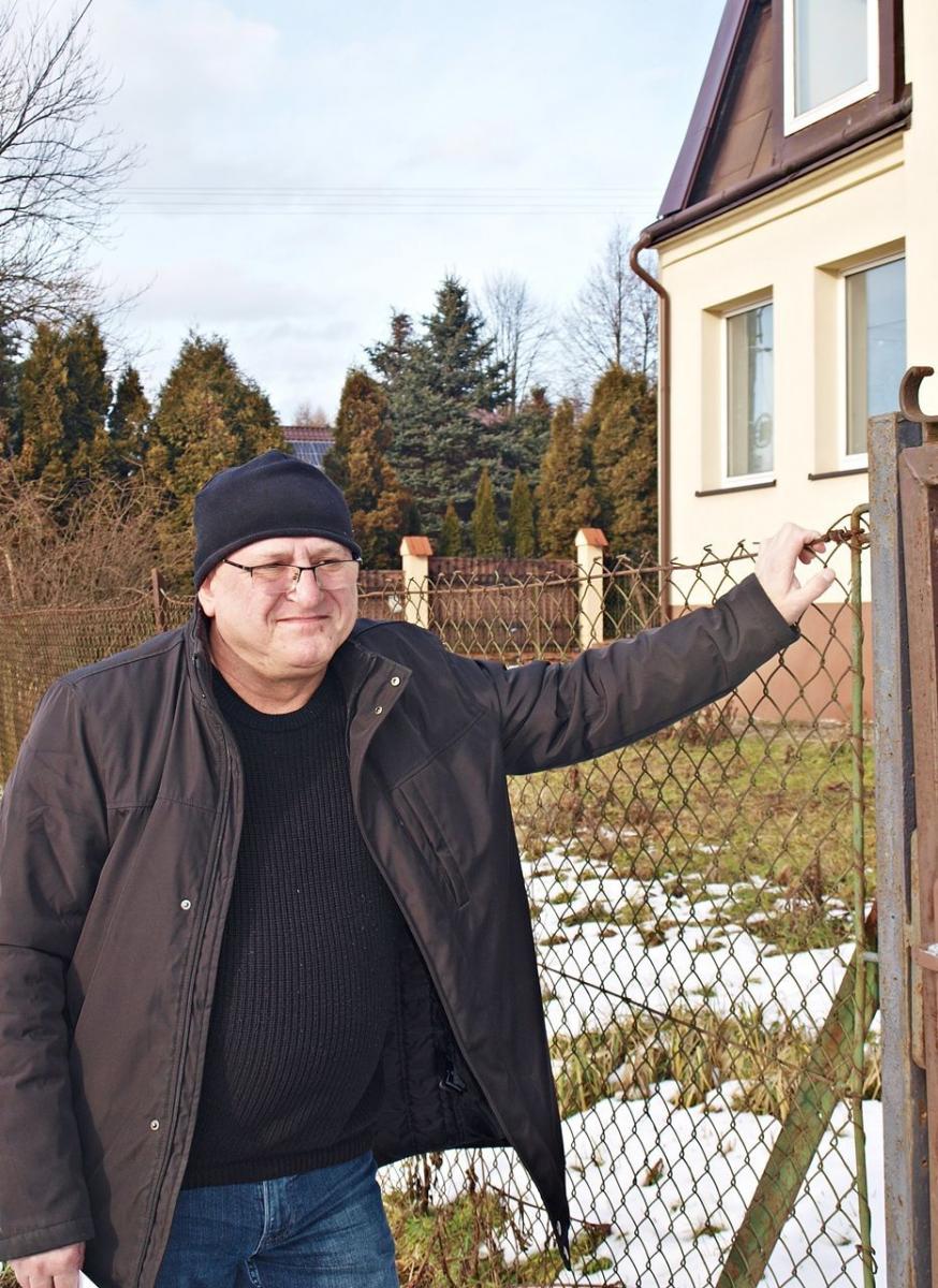 – Płacę wysokie podatki od nieruchomości, która nie jest ani mieszkaniem, ani magazynem, ani garażem, ani stodołą. Okazuje się, że w świetle polskiego prawa jest nie wiadomo czym – z goryczą w głosie mówi Włodzimierz Ferenc.<br/>fot.Mariusz Godos