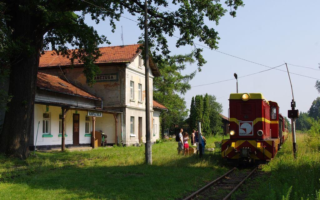 W ramach inwestycji od fundamentów po dach odnowiony zostanie budynek stacji kolejowej, peron, wodociągowa wieża wody i stary budynek spedycji kolejowej.<br/>fot.www.wikipedia.pl