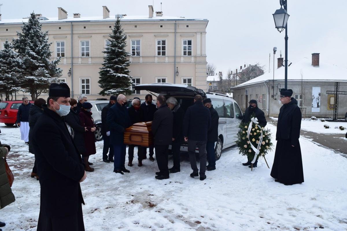 Po mszy w kolegiacie ciało zmarłego spoczęło w krypcie kościoła św. Mikołaja w opactwie w Jarosławiu.<br/>fot.Kolegiata Jaroslaw