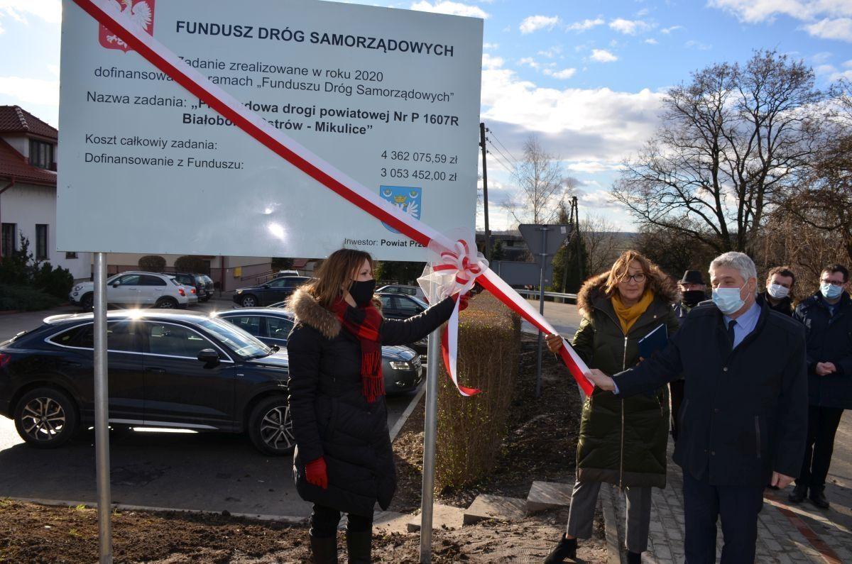 Odbiór tak ważnych inwestycji odbył się w prawdziwie zacnym gronie. <br/>fot.materiały organizatora