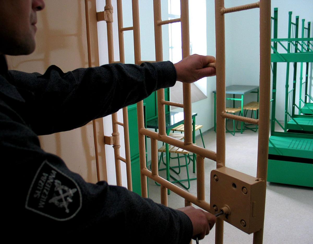 Mężczyzna został zatrzymany i doprowadzony do aresztu.<br/>fot.zbiory własne