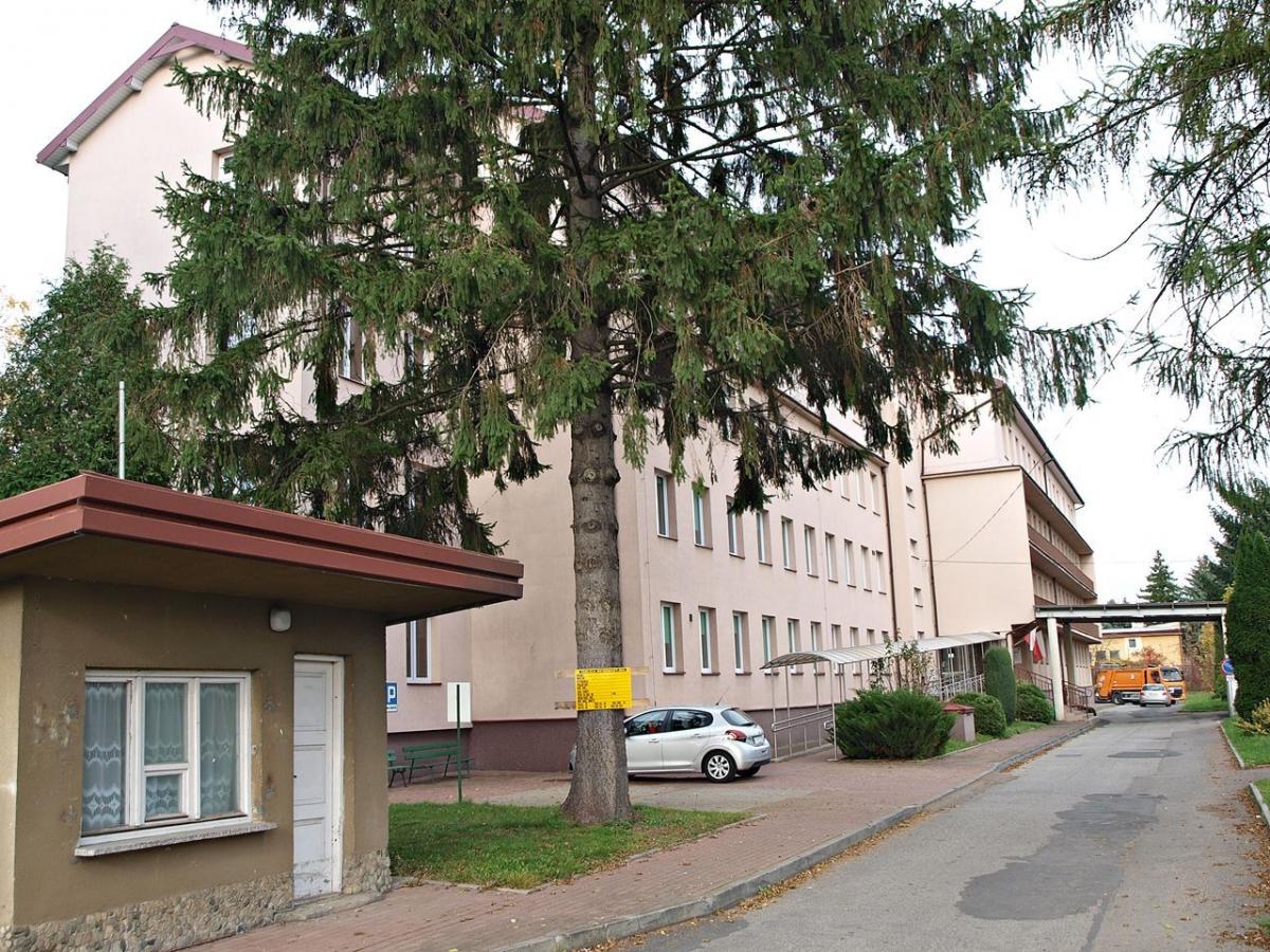 Obecnie w Zakładzie Opiekuńczo-Leczniczym w Przemyślu może przebywać jednocześnie do 155 pacjentów, ulokowanych w pokojach 2-, 3- i 4-osobowych na trzech piętrach.<br/>fot.Mariusz Godos