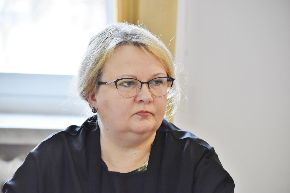 Wybór Barbary Broź na wicestarostę odpędził czarne chmury nad dotychczasową większością w radzie powiatu. <br/>fot.Paweł Bugira