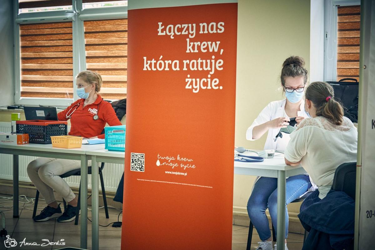 Mimo trwającej pandemii frekwencja podczas ostatniej akcji zbiórki krwi w Horyńcu-Zdroju dopisała.<br/>fot.Anna Serkis