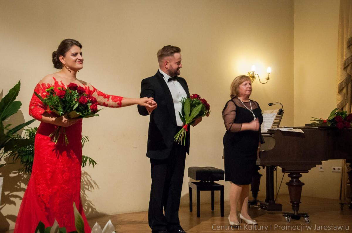 Magię operetki dla jarosławskiej publiczności odkrywali Katarzyna Liszcz-Starzec i Tomasz Furman.<br/>fot.CKiP Jarosław