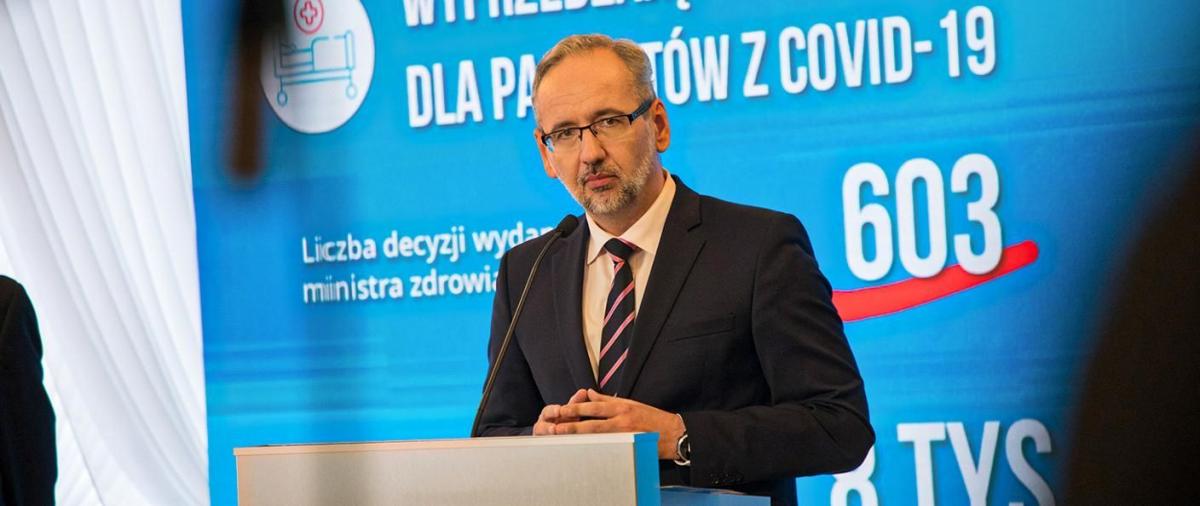 O nowych zasadach poinformowali: minister zdrowia Andrzej Niedzielski (na zdjęciu) i premier Mateusz Morawiecki. <br/>fot.www.gov.pl
