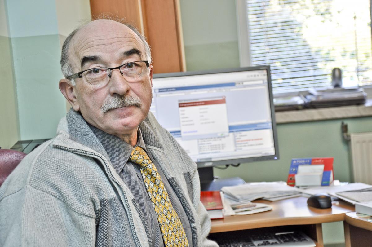 – Nikt nie chce słuchać lekarzy epidemiologów, tymczasem sytuacja, z którą przyjdzie nam się zmierzyć jesienią, może być naprawdę trudna – mówi lek. med. Marek Krupowczyk z NZOZ Przychodni Lekarskiej „Zdrowie” w Orłach, przedstawiciel podkarpackich struktur „Porozumienia Zielonogórskiego”, zrzeszają