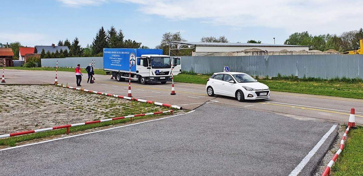 Plac manewrowy na terenie przemyskiego WORD-u będzie zamknięty w piątki. Dostępny będzie za to w soboty do g. 19.<br/>fot.ze zbiorów własnych