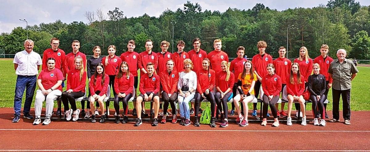 Pierwsze tegoroczne zawody lekkoatletyczne odbyły się w Kolbuszowej. Ekipa UKS \