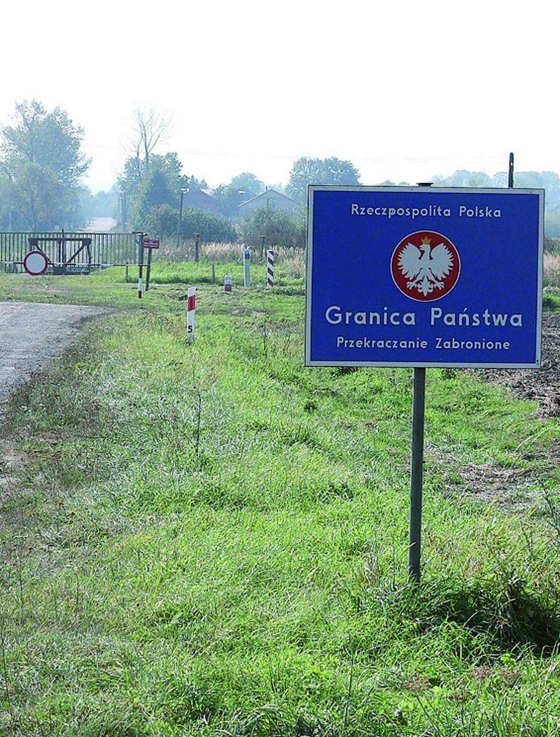 Według słów wicemarszałka województwa podkarpackiego Piotra Pilcha inwestycja będzie realizowana etapami. Najpierw zmodernizowana zostanie droga wojewódzka 885, w kolejnym etapie wybudowane zostaną chodniki oraz ścieżka rowerowa.<br/>fot.ze zbiorów własnych