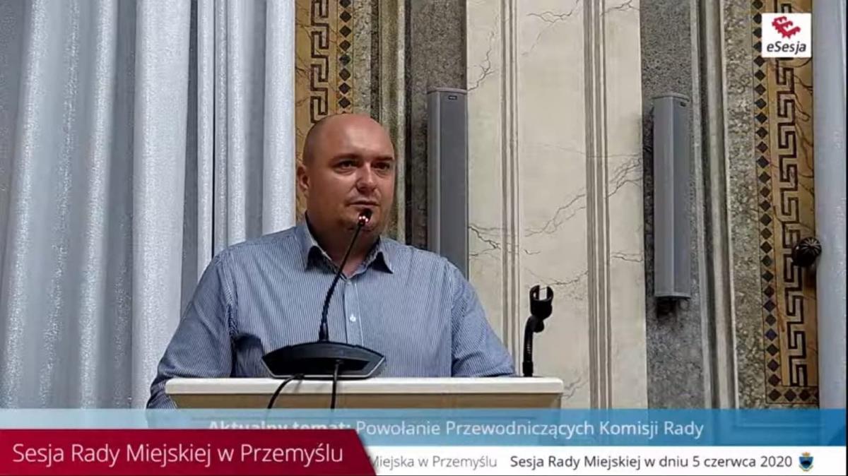 Radny Marcin Kowalski został odwołany z funkcji przewodniczącego Komisji Sportu Rady Miejskiej w Przemyślu. Jego miejsce zajął Bartłomiej Barczak.