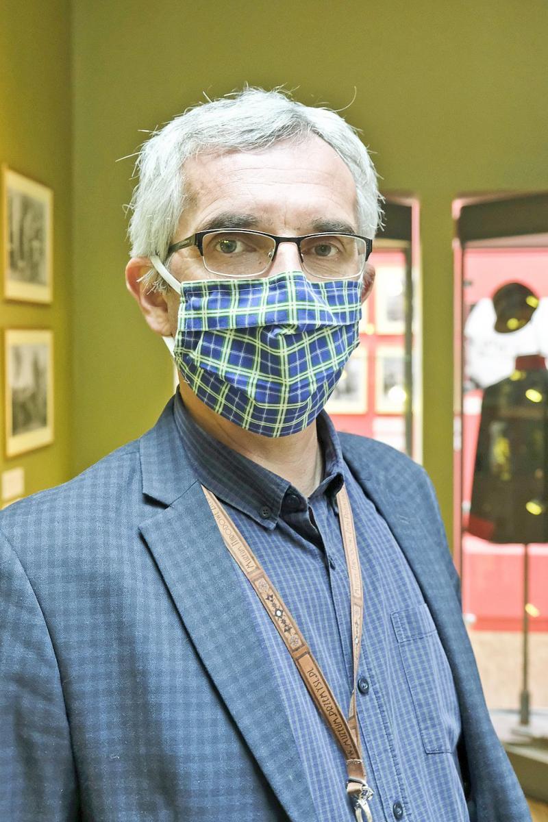 – Musimy dbać o bezpieczeństwo zwiedzających i personelu – mówi dyrektor J. Jarosz.<br/>fot.Jacek Szwic