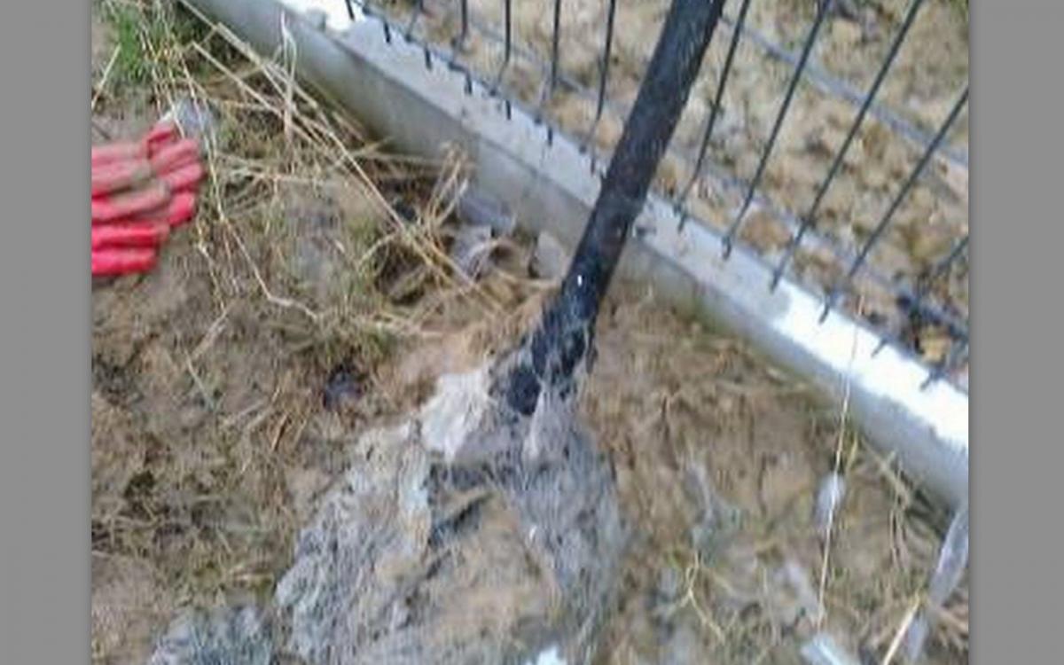Oto, co wyciągnęli pracownicy ZGK z sieci kanalizacyjnej w Tryńczy.<br/>fot.UG Tryńcza
