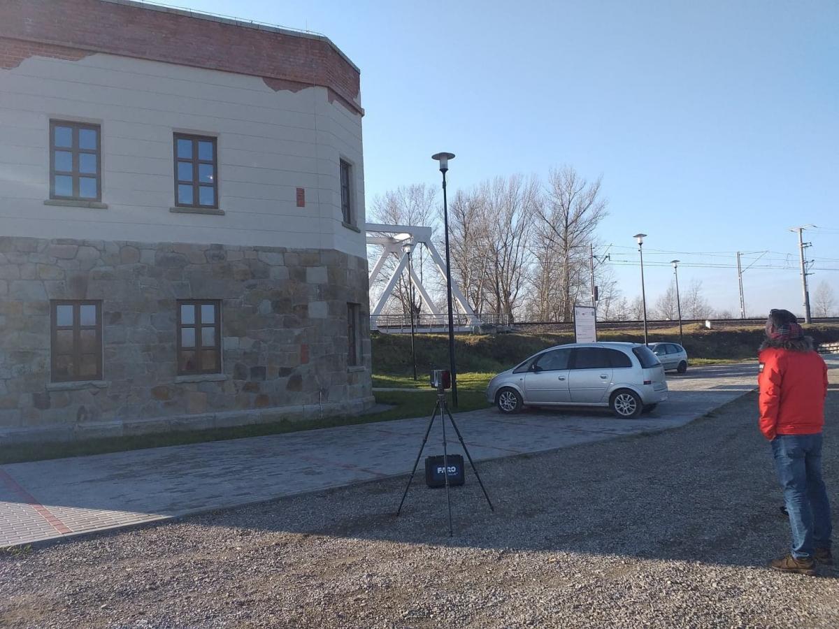 Wykonanie profesjonalnego skanu 3D pozwoli na nowoczesne zaprezentowanie strażnicy.<br/>fot.UG Tryńcza