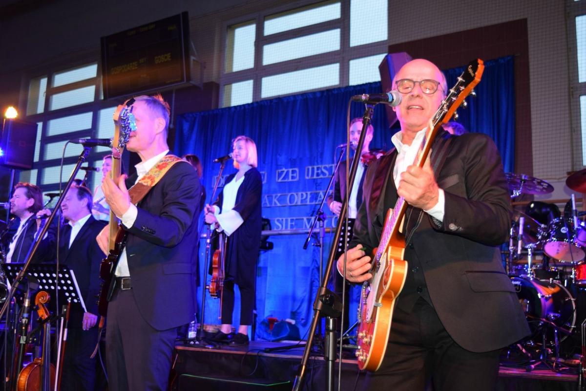 Koncert kolęd i pastorałek dali Pospieszalscy.<br/>fot.UG Tryńcza