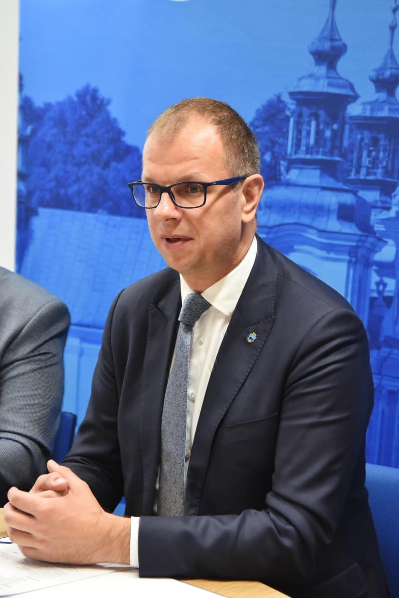 Według zapowiedzi służb prezydenta Bakuna, Przemyśl będzie kolejnym miastem, które pozywa Skarb Państwa. Na razie zakończyła się tylko sprawa Krakowa.<br/>fot.Paweł Bugira