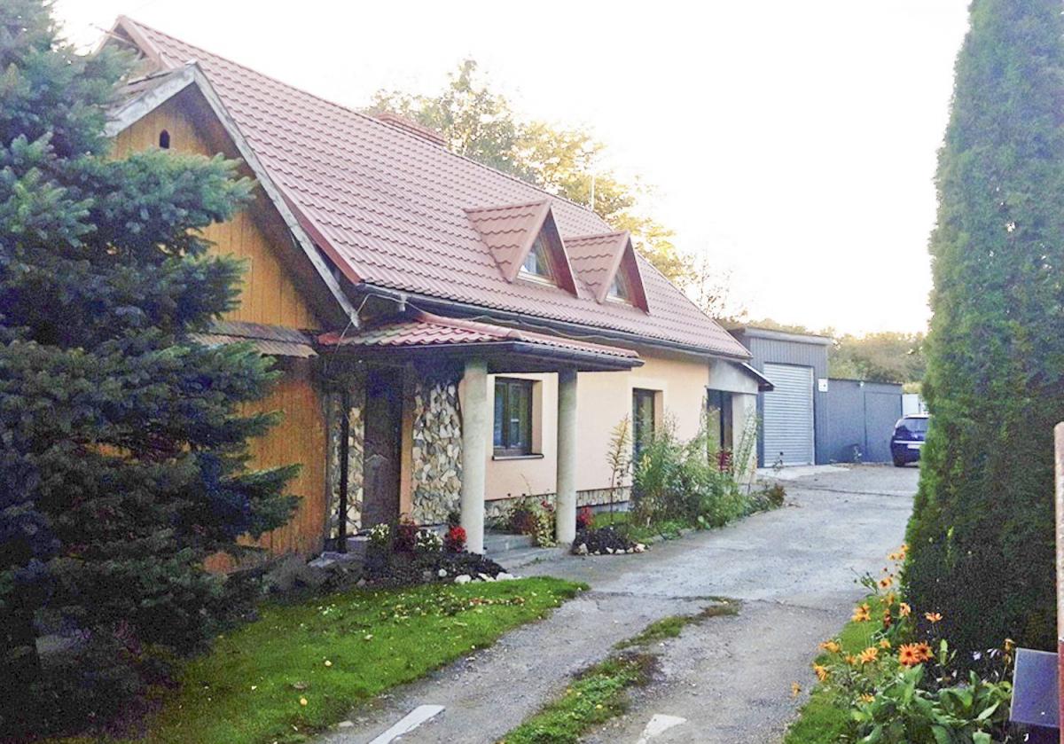 Według opracowanej koncepcji ten dom w Studzianie ma zostać wyburzony!<br/>fot.ze zbiorów własnych