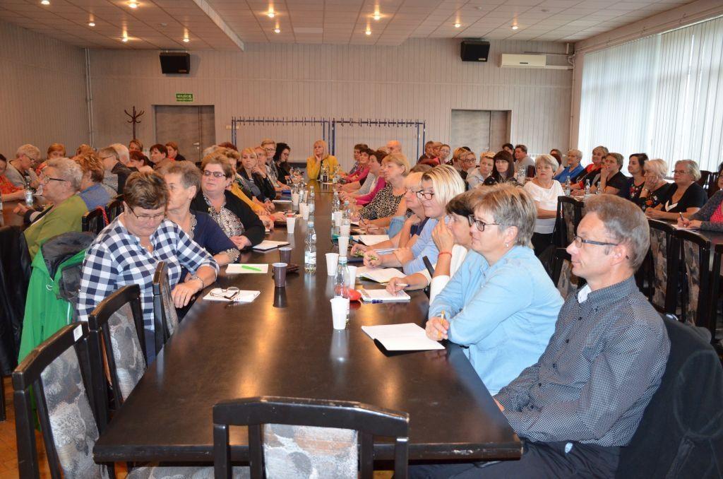 W szkoleniu wzięło udział kilkadziesiąt przedstawicielek kół gospodyń wiejskich z całej przeworszczyzny.

<br/>fot.Starostwo Powiatowe w Przeworsku