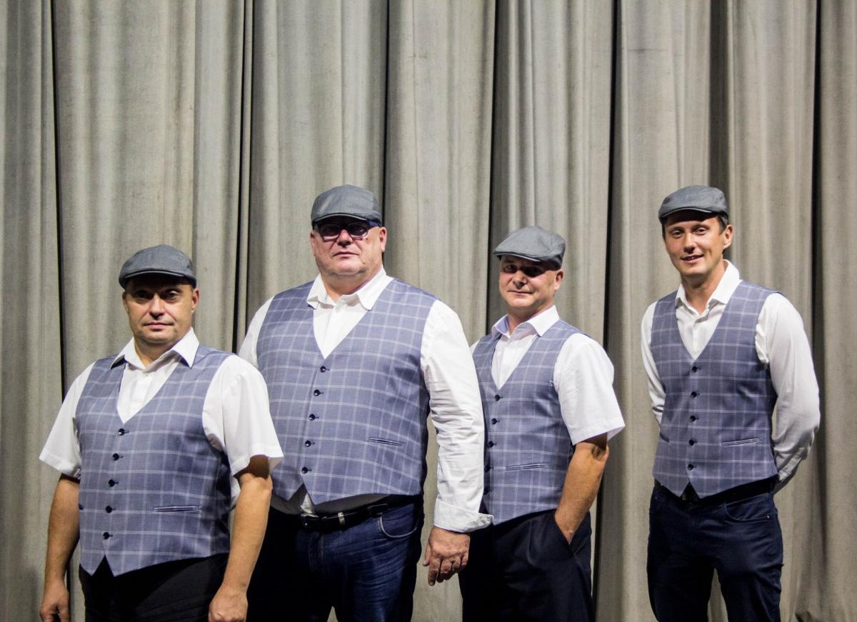 Obecny skład Beki wyklarowała się jakieś 4 lata temu. Stoją od lewej Piotr Wajda, Mariusz Mirkiewicz, Krzysztof Adamski, Sławomir Wilk. <br/>fot.Bartłomiej Pacek